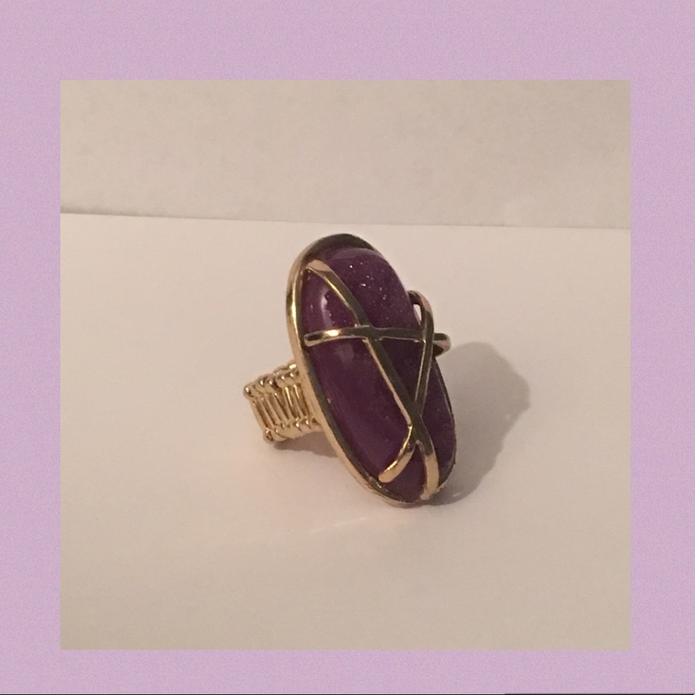 Purple stone / rock Stretch ring